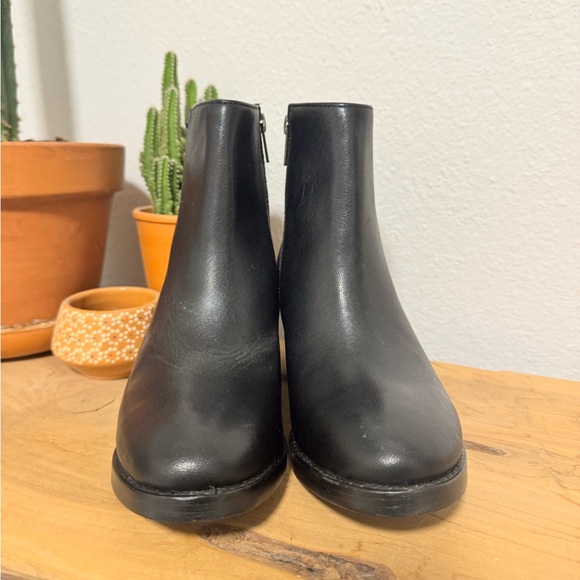 Frye Rosalia Western Ankle Bootie - Picture 6 of 8